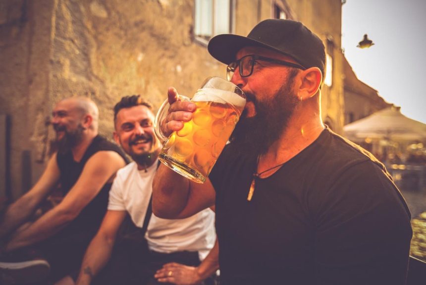 beraria butoiul de aur 2 Istoria berii în România